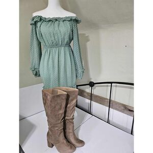 Hayden Los Angeles Swiss Dot Long Sleeve Off-the-Shoulder Dress – Size S